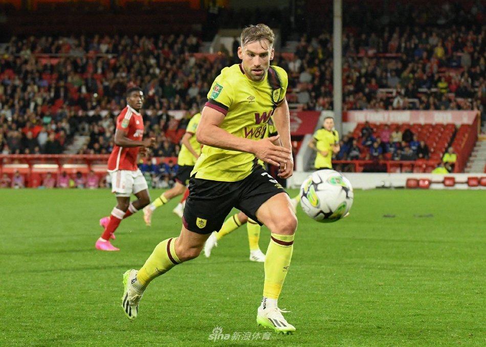 而是精准投 而是精准投