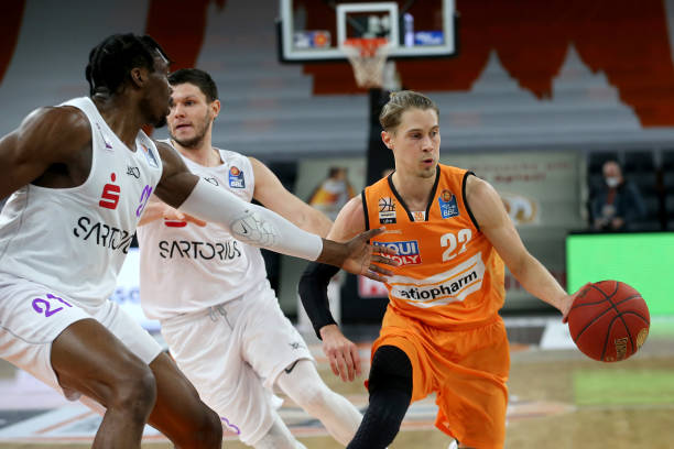 的前锋是未 的前锋是未